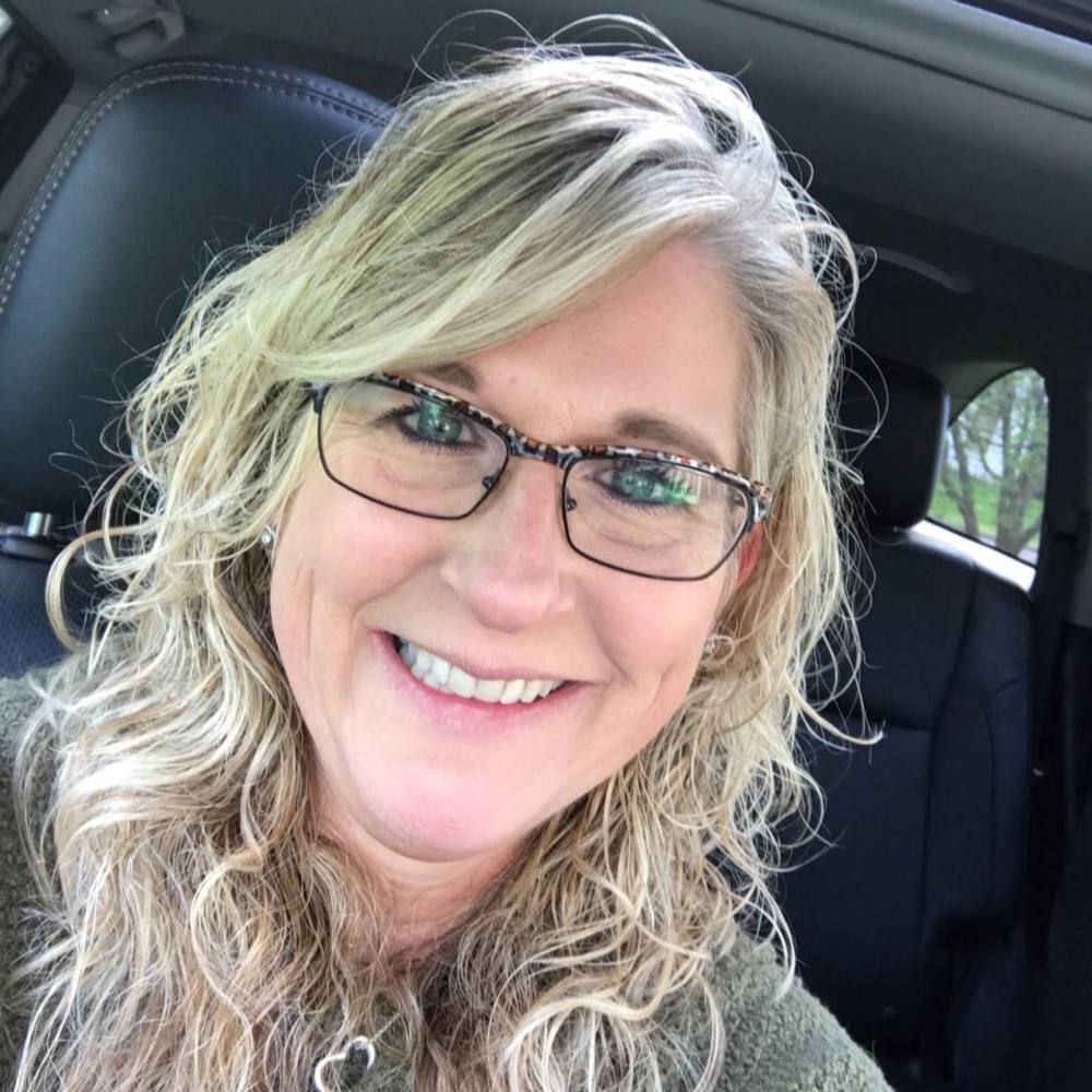 Meet your Posher, Jennifer